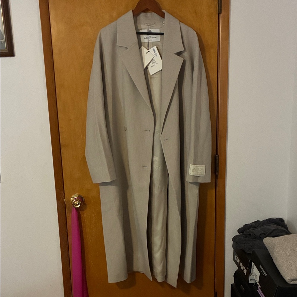 Aritzia slouch coat NWT